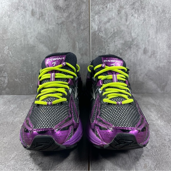 Brooks Ravenna 4 Womens Running Shoe Black Purple - Picture 2 of 8
